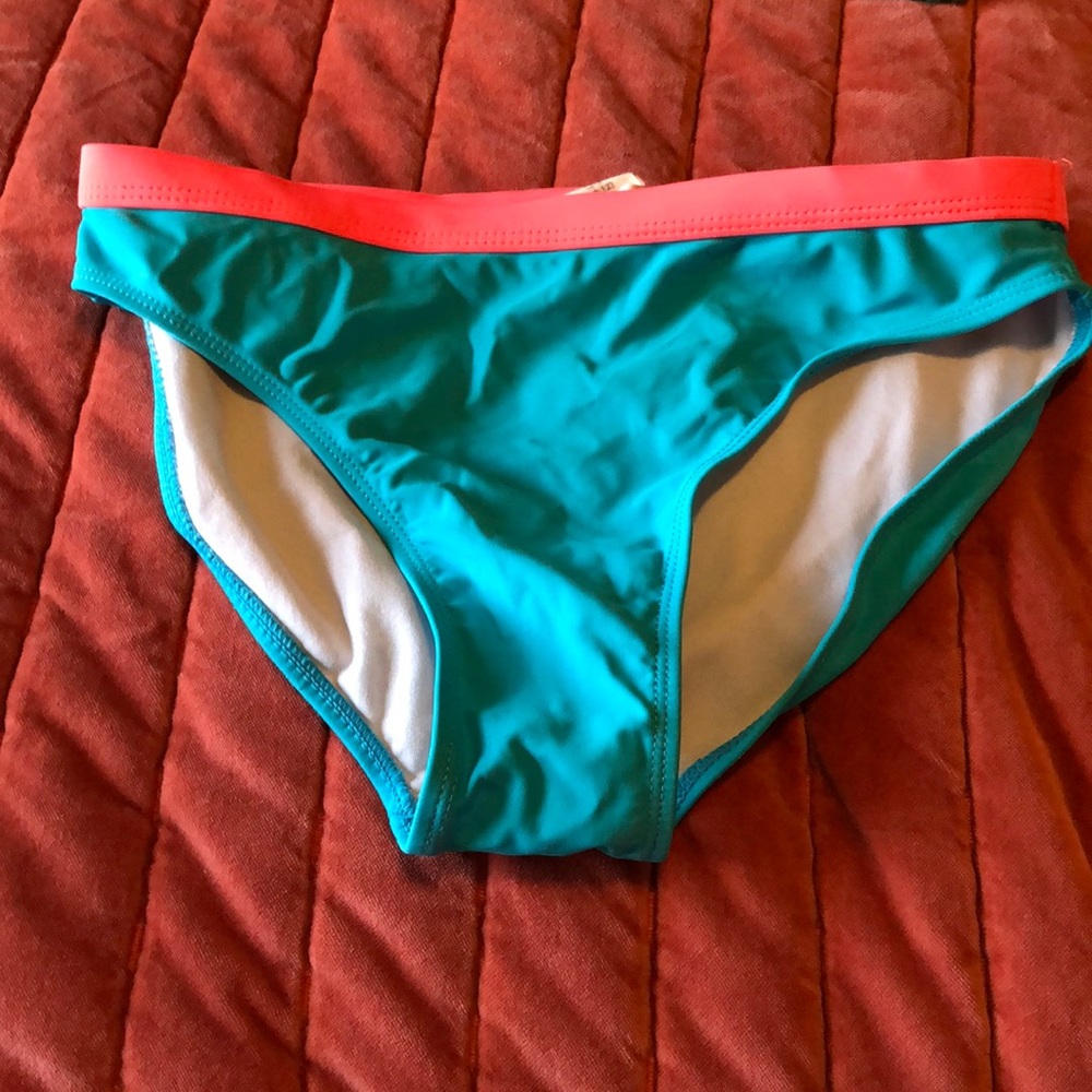 Bikini bottoms